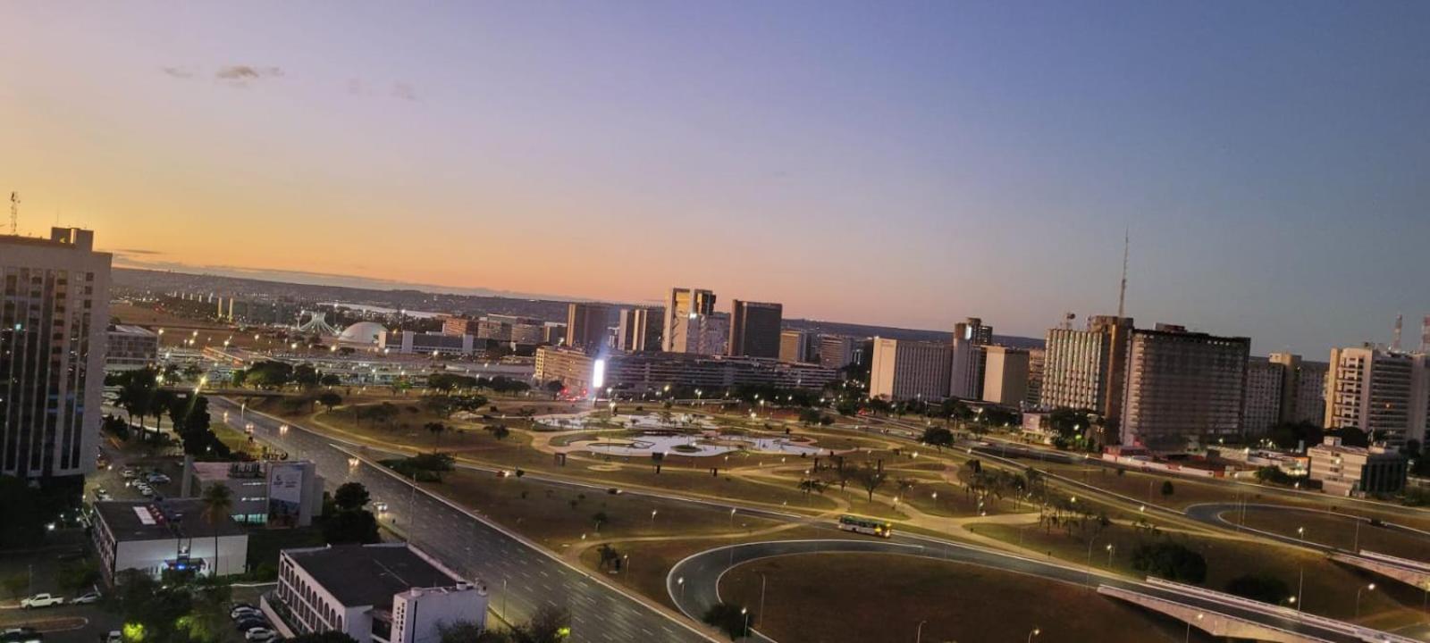 Charmoso Duplex Ao Lado Da Torre De Tv Brasilia *